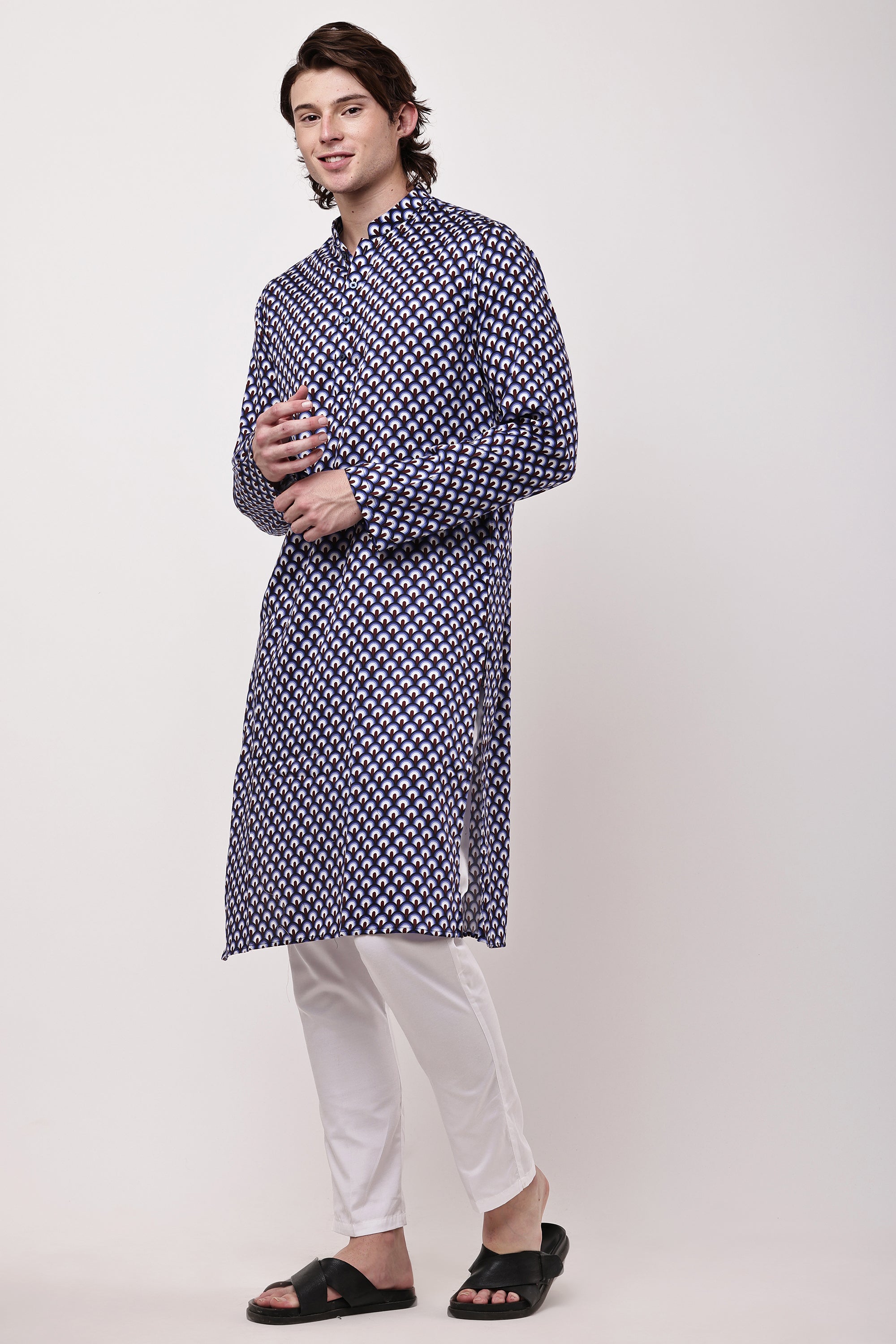Men Navy Blue & Maroon Geometric Printed Straight Kurta Set
