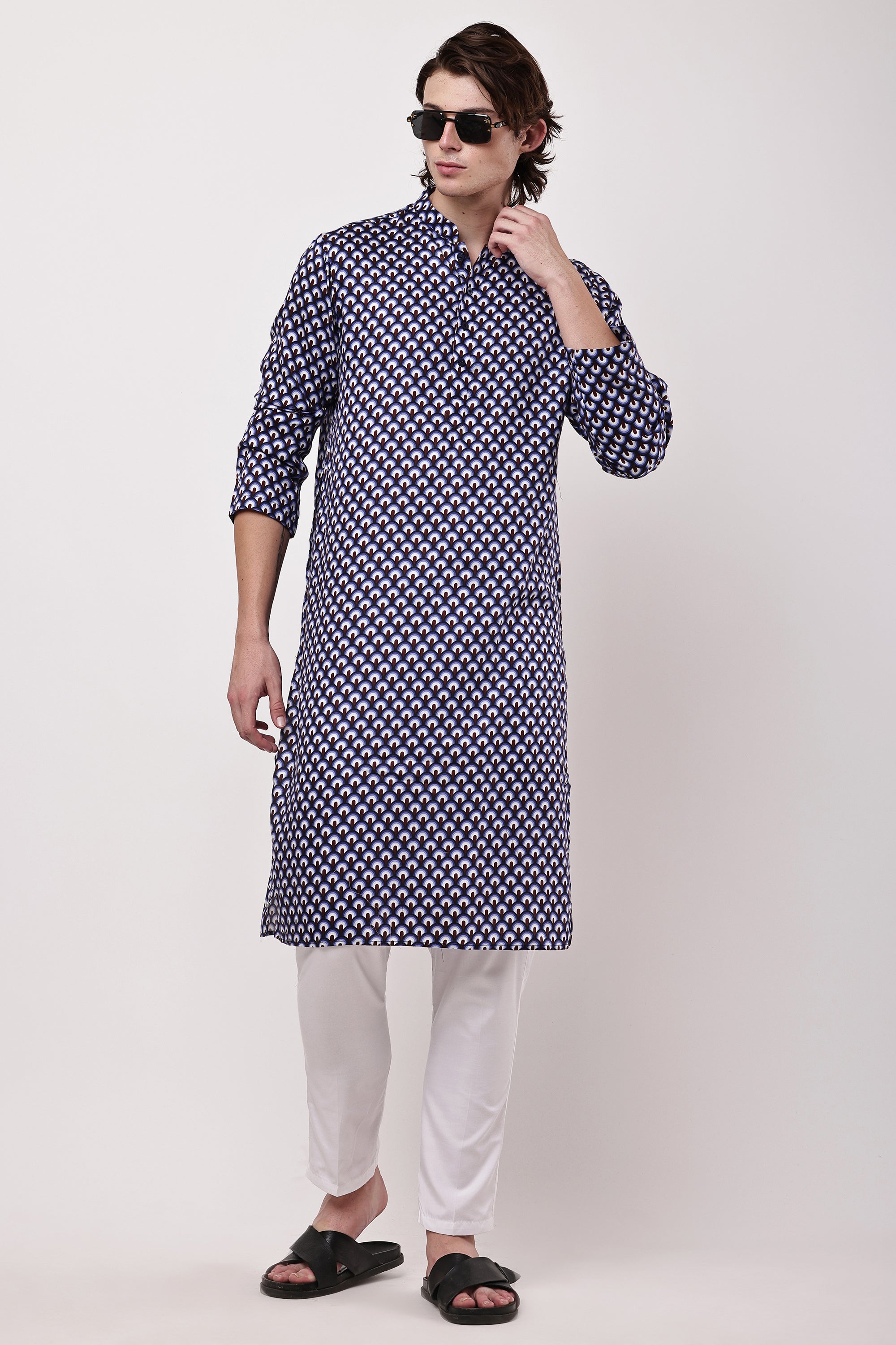 Men Navy Blue & Maroon Geometric Printed Straight Kurta Set