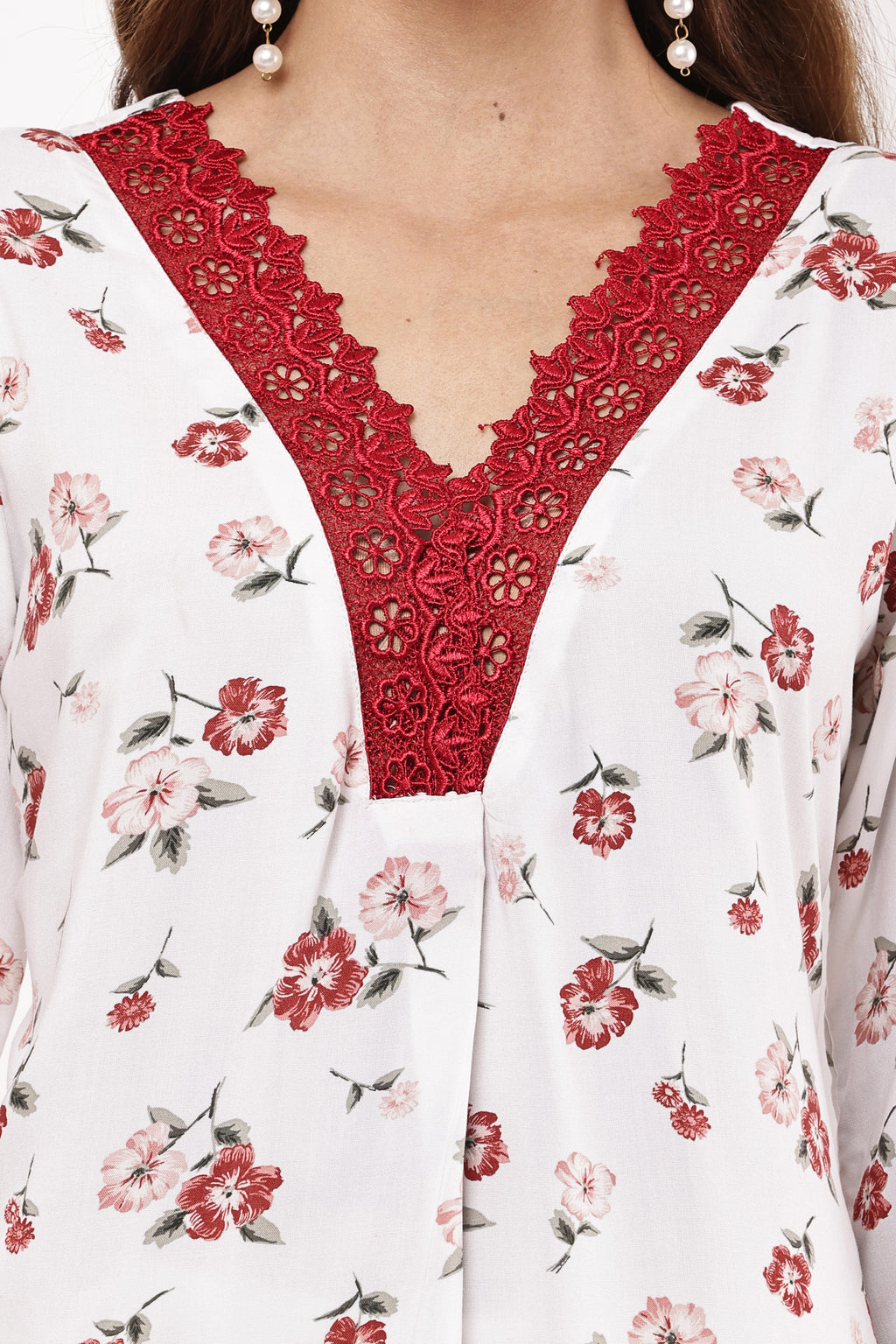 White & Red Floral Printed Kurta Suit Set with Chiffon Dupatta