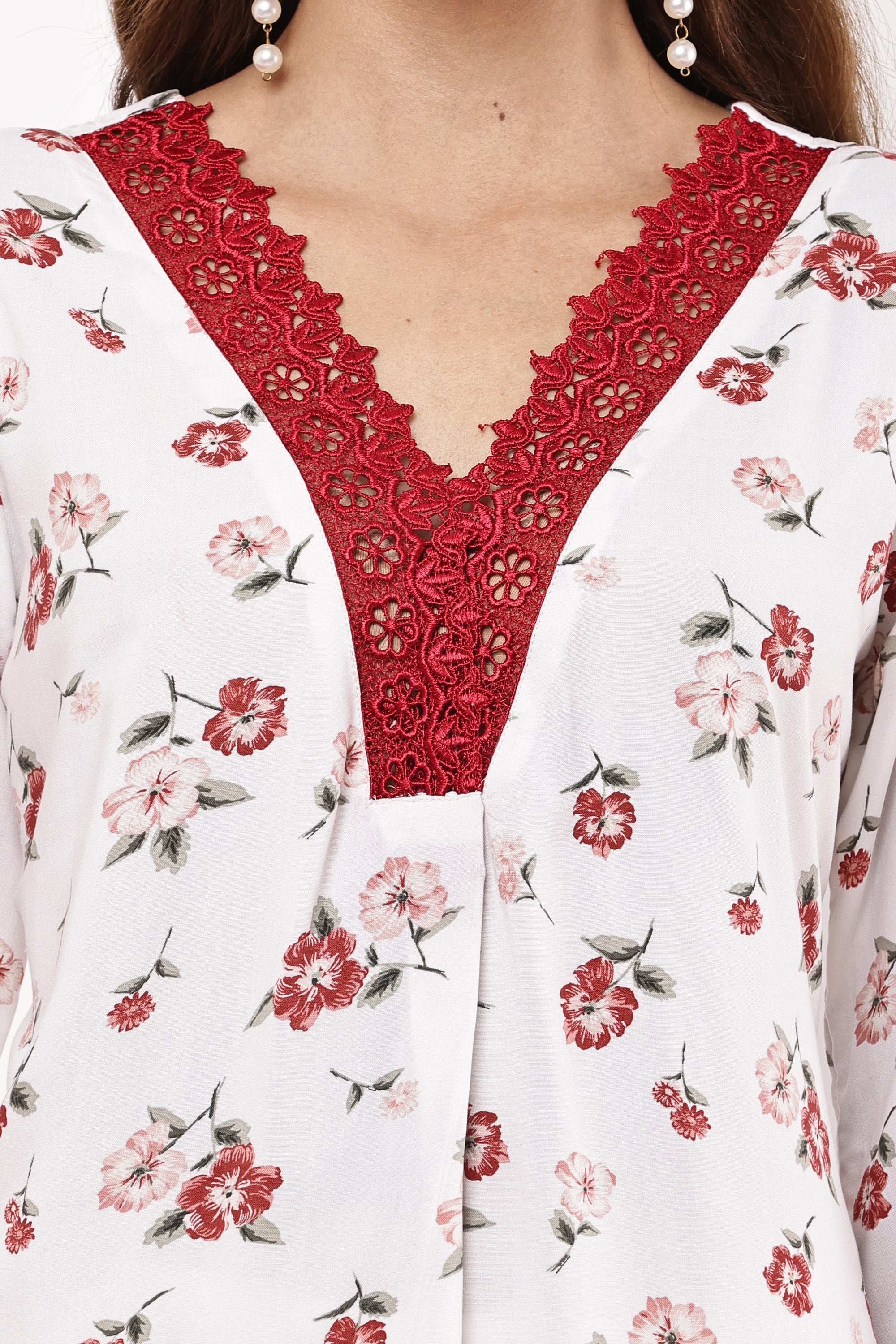 White & Red Floral Printed Kurta Suit Set with Chiffon Dupatta