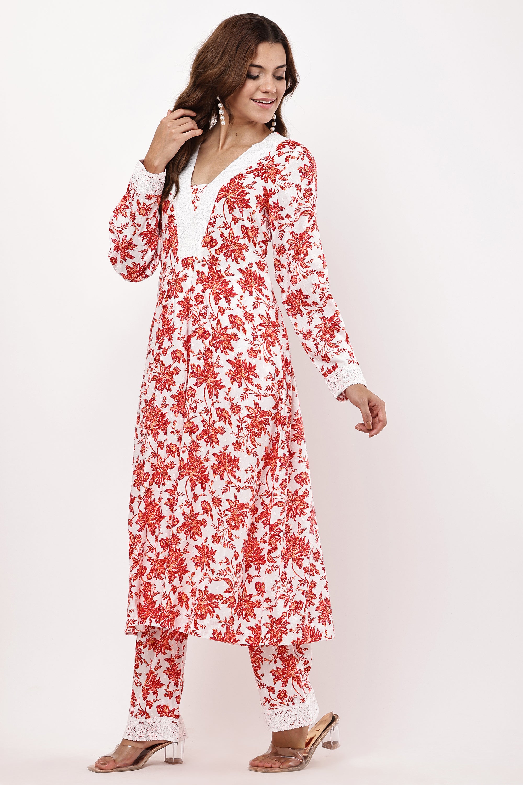 Women Off-White & Red Floral Printed A-Line Suit Set