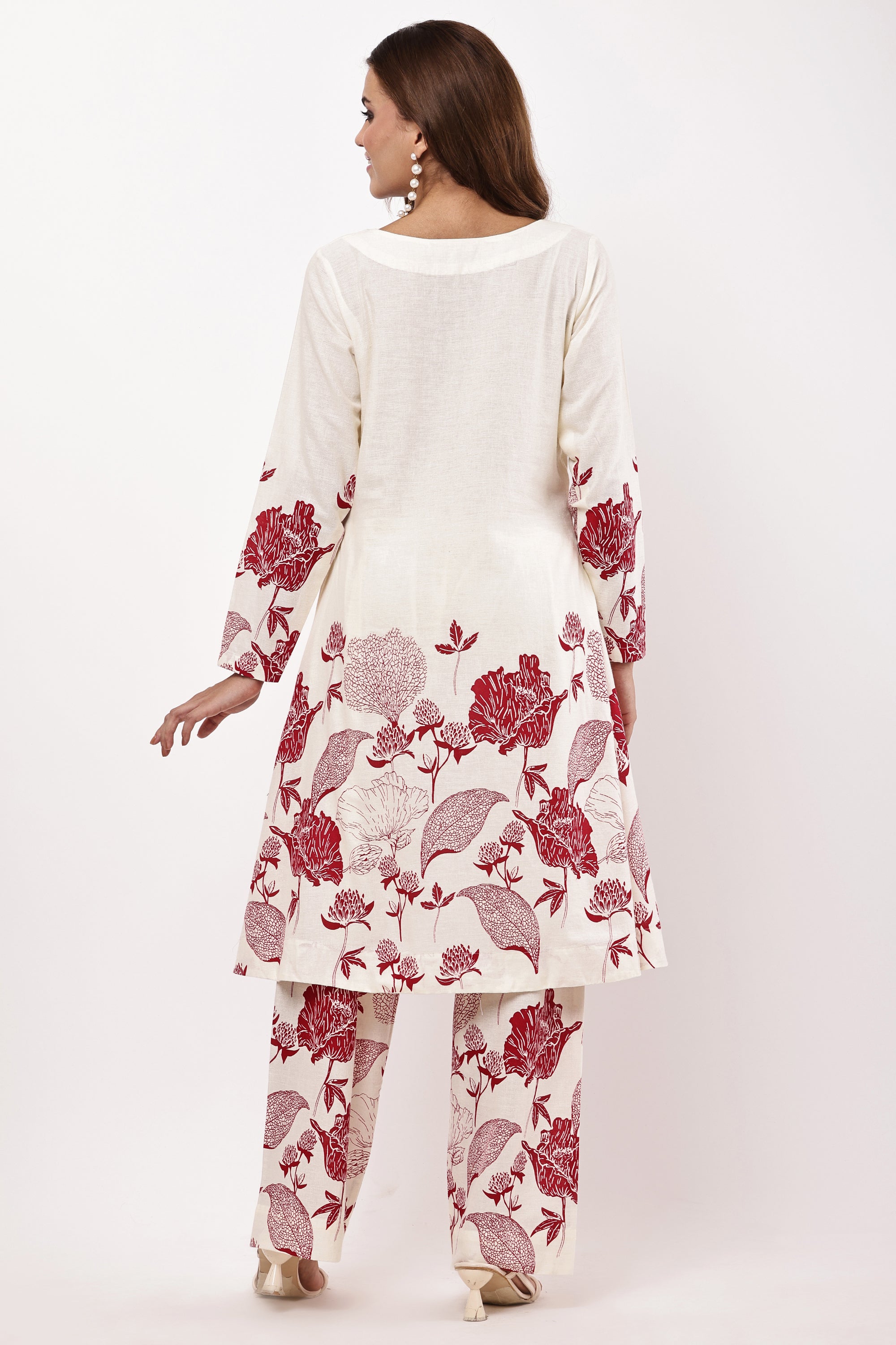 Women Off-White & Maroon Floral Printed A-Line Co-ord Set