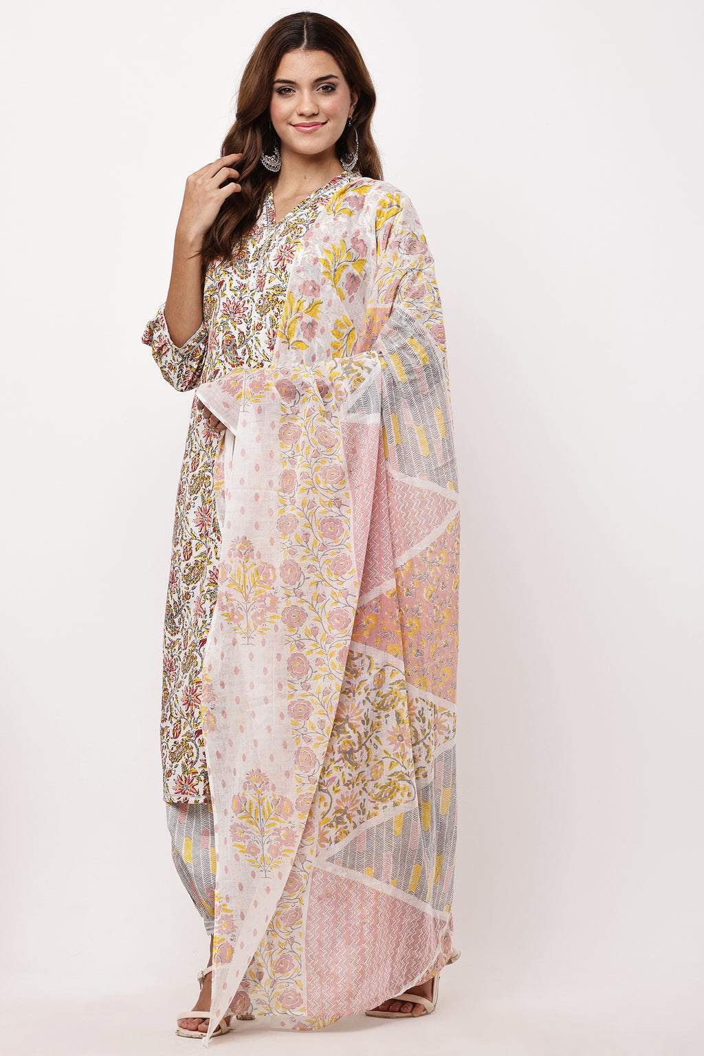 Women Multicolour Floral Printed Kurta Set with Chiffon Dupatta