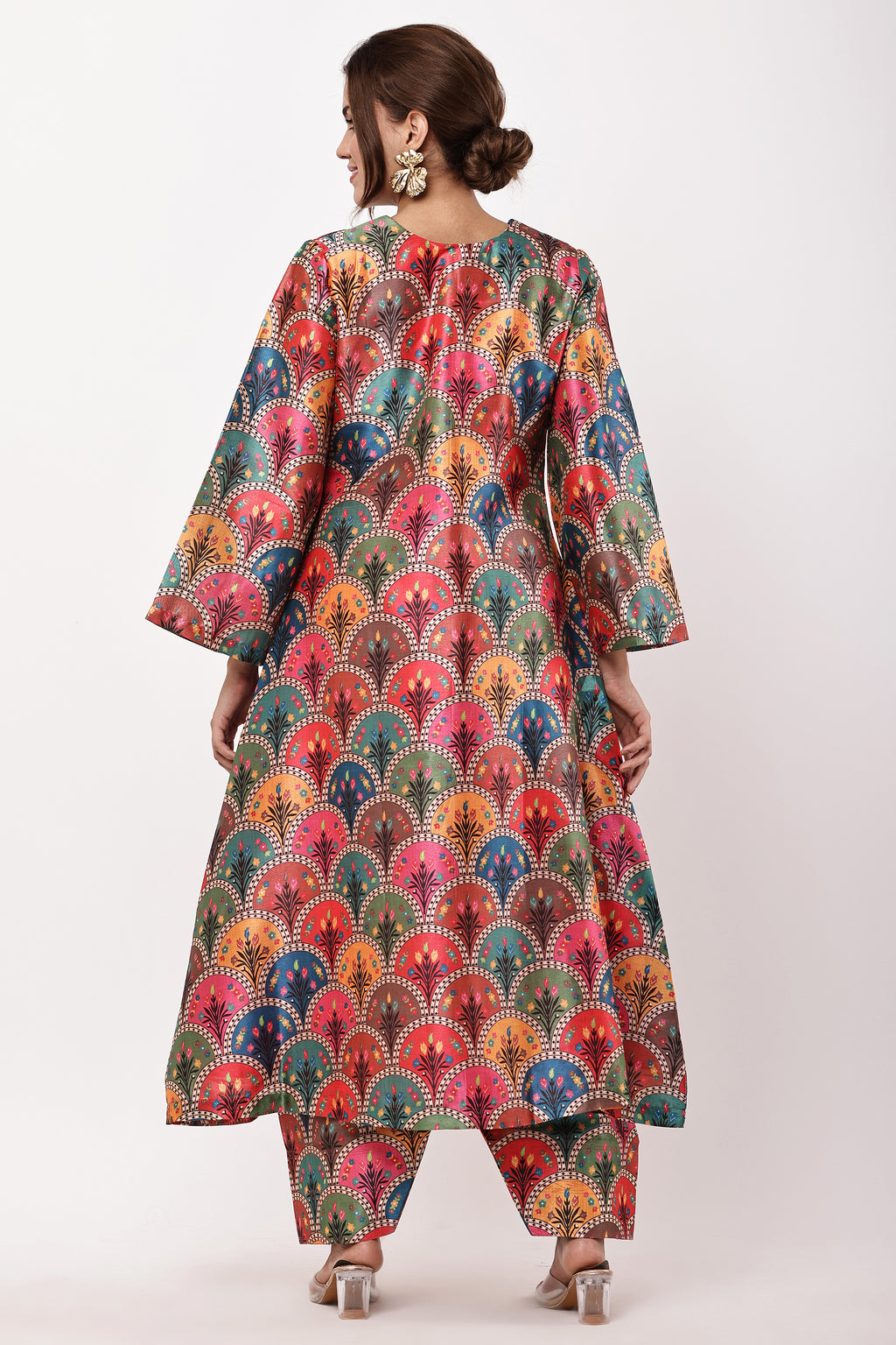 Women Multicolored Ethnic Motifs Kurta Set with Dupatta